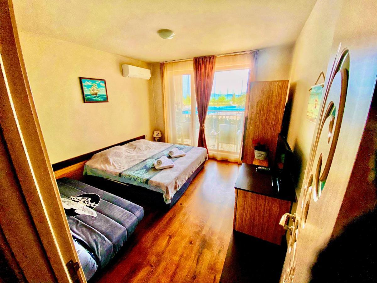 Diamond Apartment №1 - Relax Holiday Views Sea And Pool Burgas Bagian luar foto