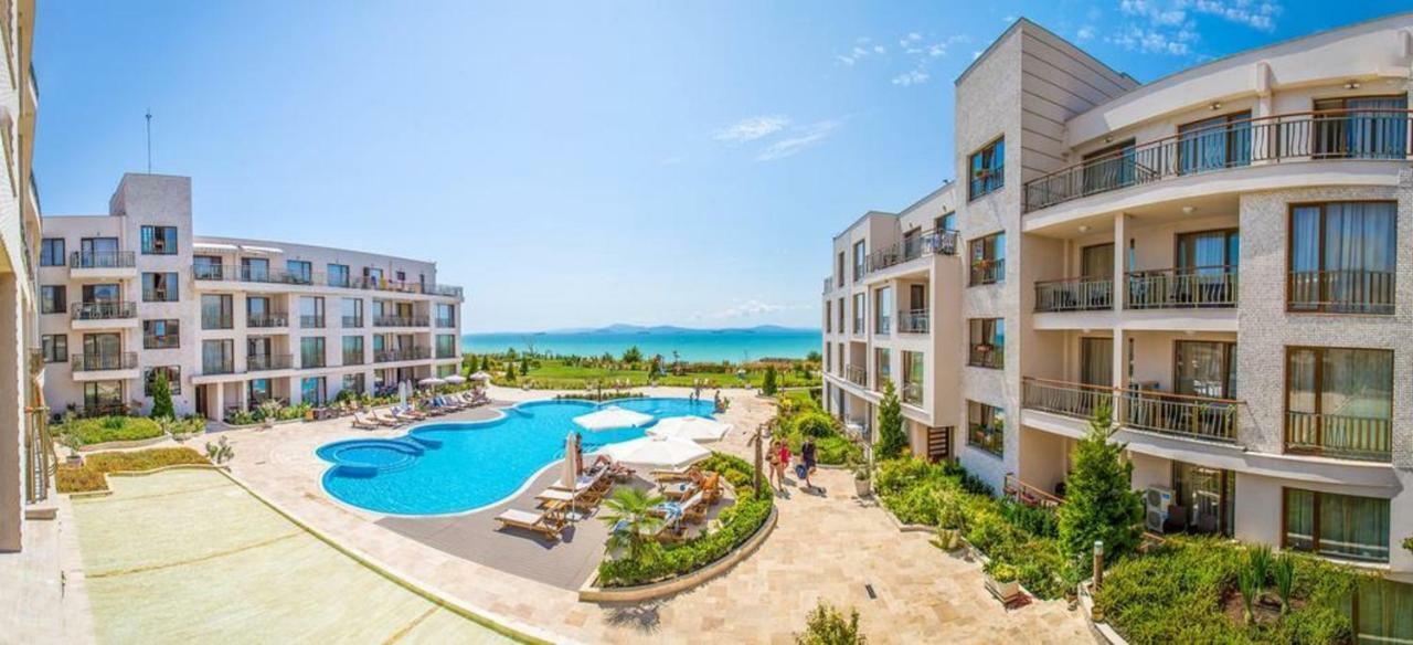 Diamond Apartment №1 - Relax Holiday Views Sea And Pool Burgas Bagian luar foto
